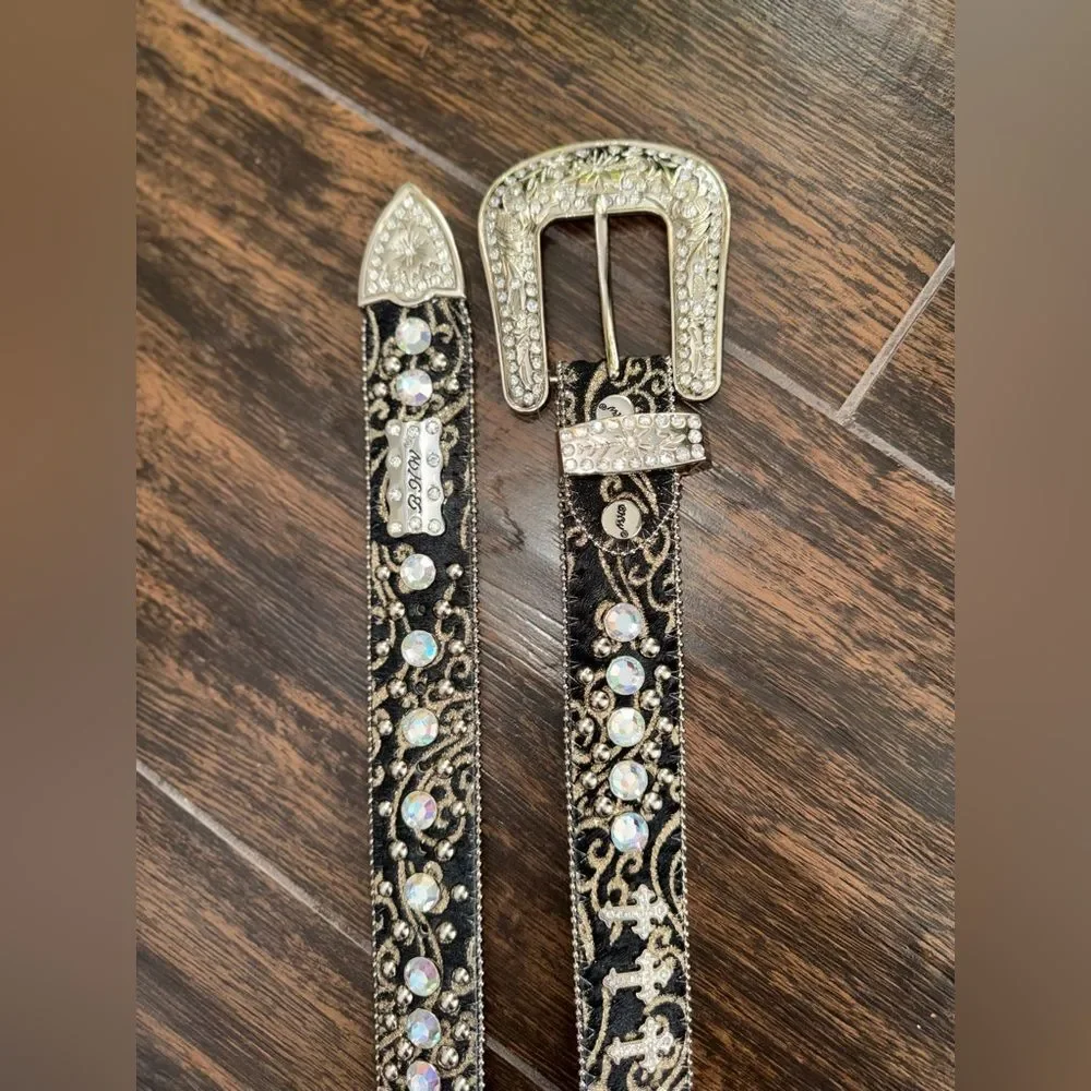 BHW Genuine Leather Cross Rhinestone Western Cowgirl Bling Belt Size large nwot